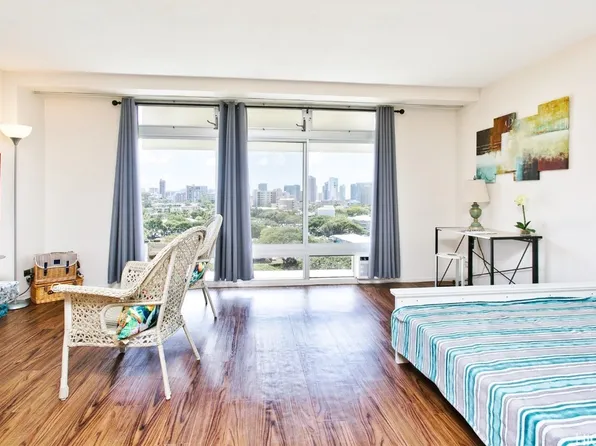 1511 Nuuanu Ave APT 1037, Honolulu, HI 96817