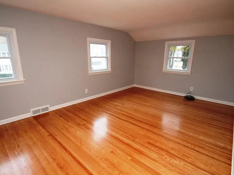 92 Aragon Ave — Photo 8