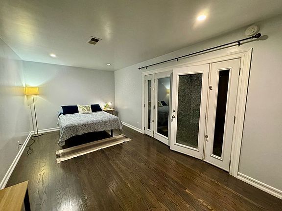 4th image of 2088 Cypress Ave