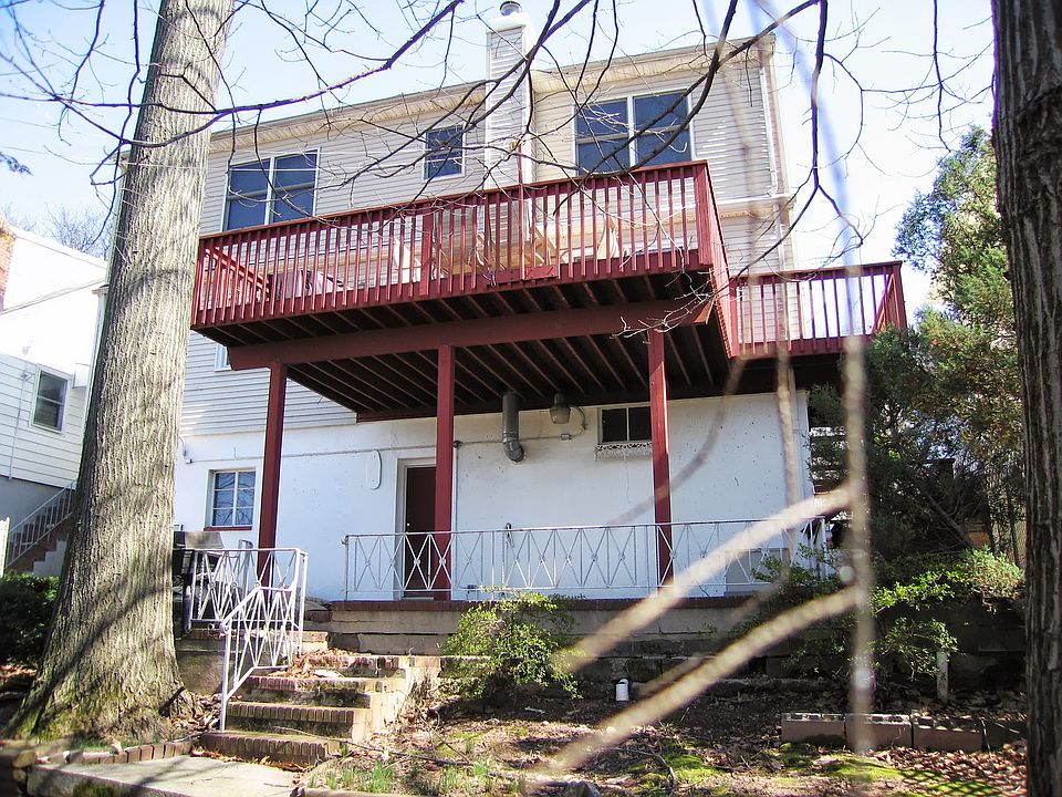 2nd image of 771 Ravenhill Pl