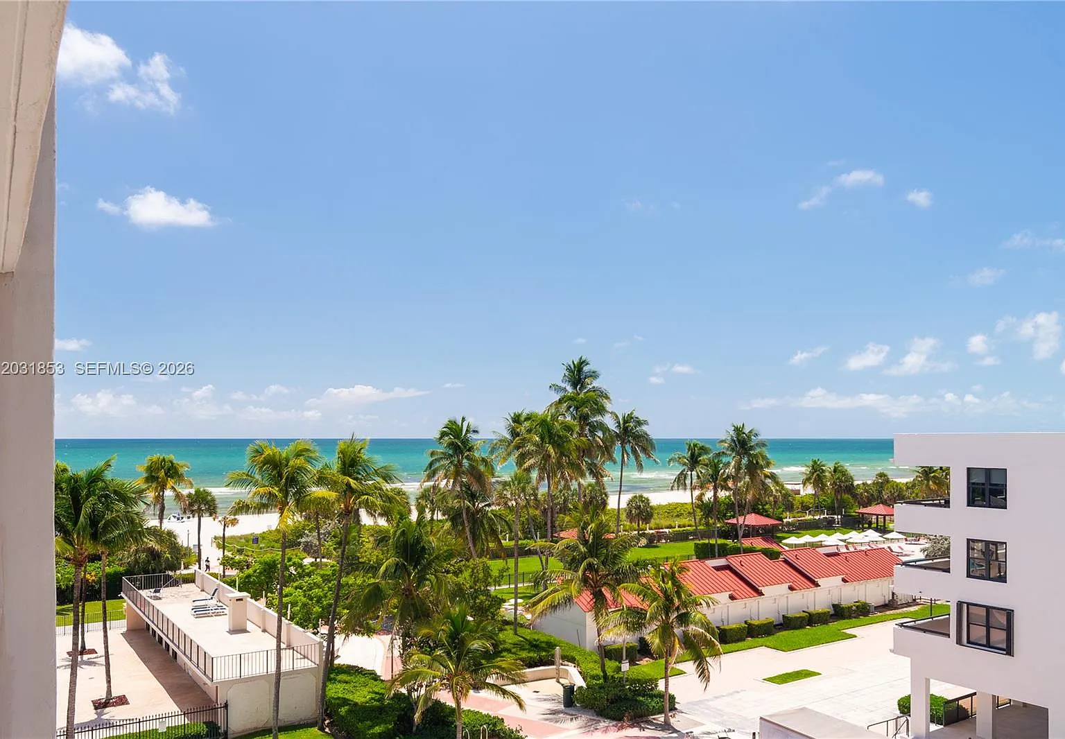 Oceanfront Plaza Condo — Photo 4