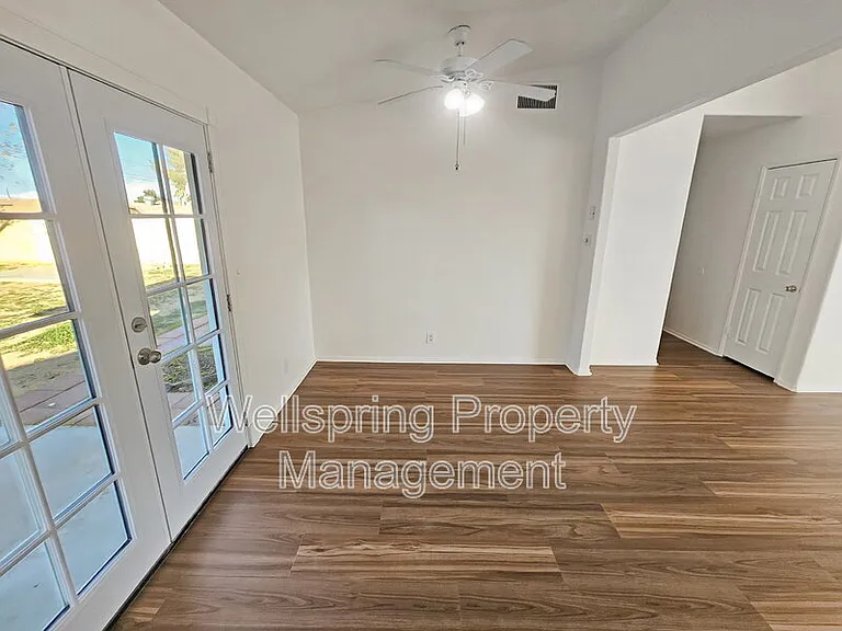 920 W Perch Ave — Photo 4