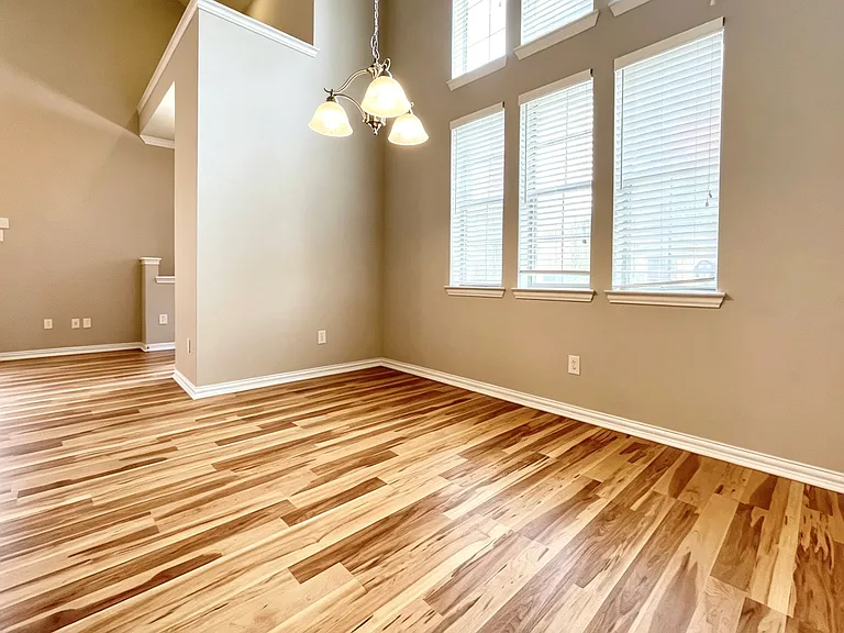 1713 Snow Owl Ct — Photo 7
