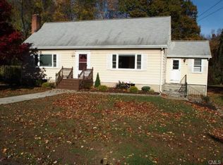 2520 Huntington Rd, Stratford, CT 06614