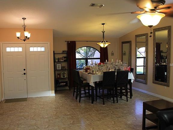3rd image of 2627 Briar Oak Cir