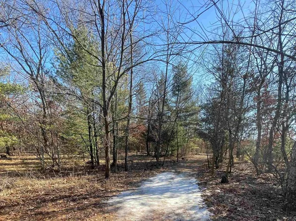 N8699 3rd Court, Westfield, WI 53964