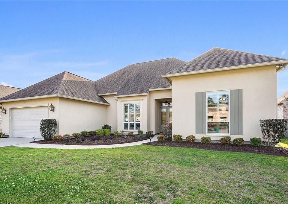 1st image of 612 Chateau Andelot