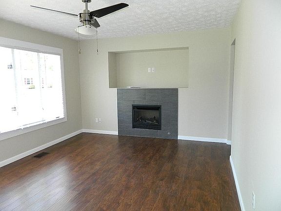 Vent-Less Gas Fire PLace