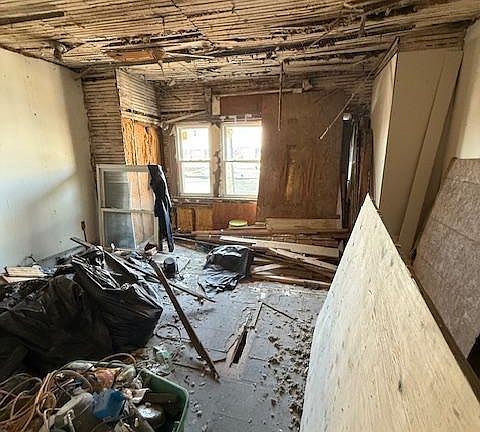 5th image of 6419 N Norwood St