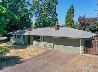 1320 Menlo Loop, Springfield, OR 97477