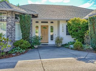 1529 Satellite Dr, Medford, OR