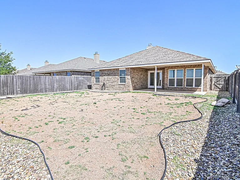 5917 Mile High Ln — Photo 23
