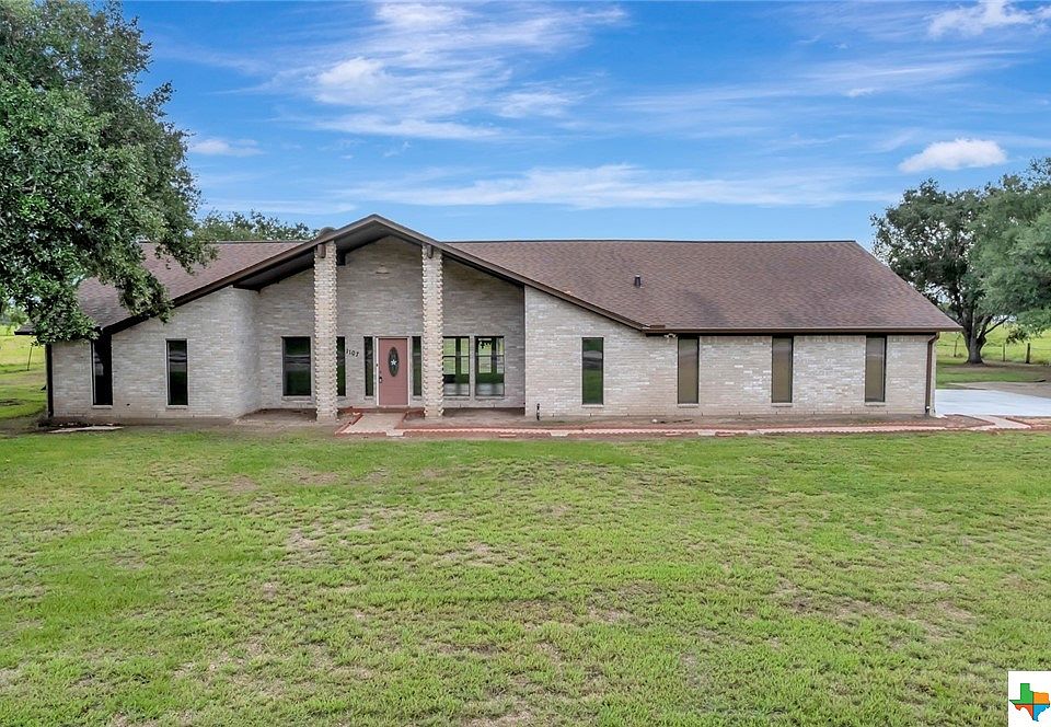 1107 Fairlane Dr, Ganado, TX 77962 Zillow
