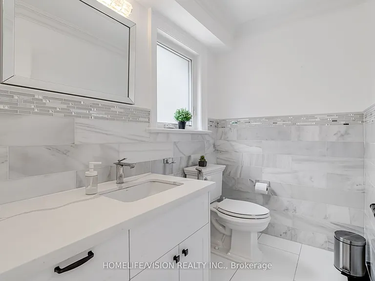 28 Moore Park Ave — Photo 30