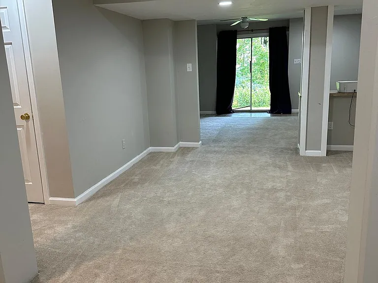 758 Shropshire Dr — Photo 24