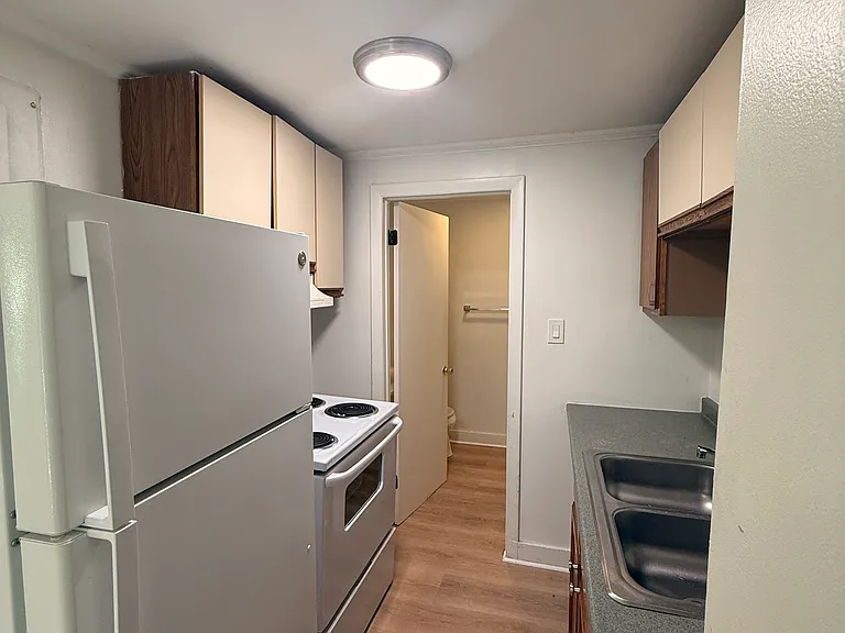 7 Cutts St #102 — Photo 3