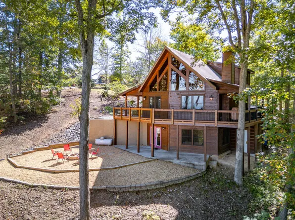 279 High Point Trl, Blue Ridge, GA 30513