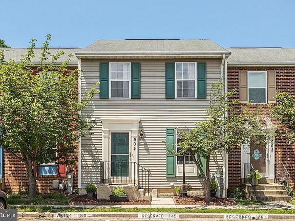 2nd image of 504 Kingdom Ct