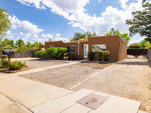 2nd image of 6624 Tierra Dr NW