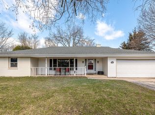 144 W Ellsworth Ln, Bayside, WI 53217