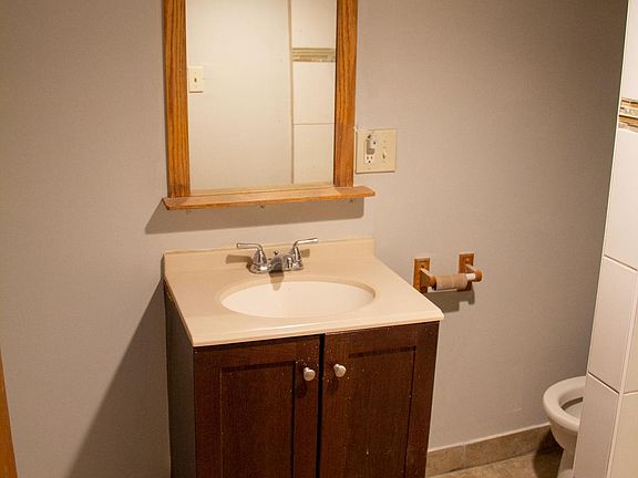 5th image of 5158 W Oakdale Ave