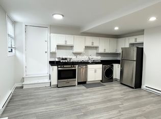 732 W Roscoe St #SG, Chicago, IL 60657