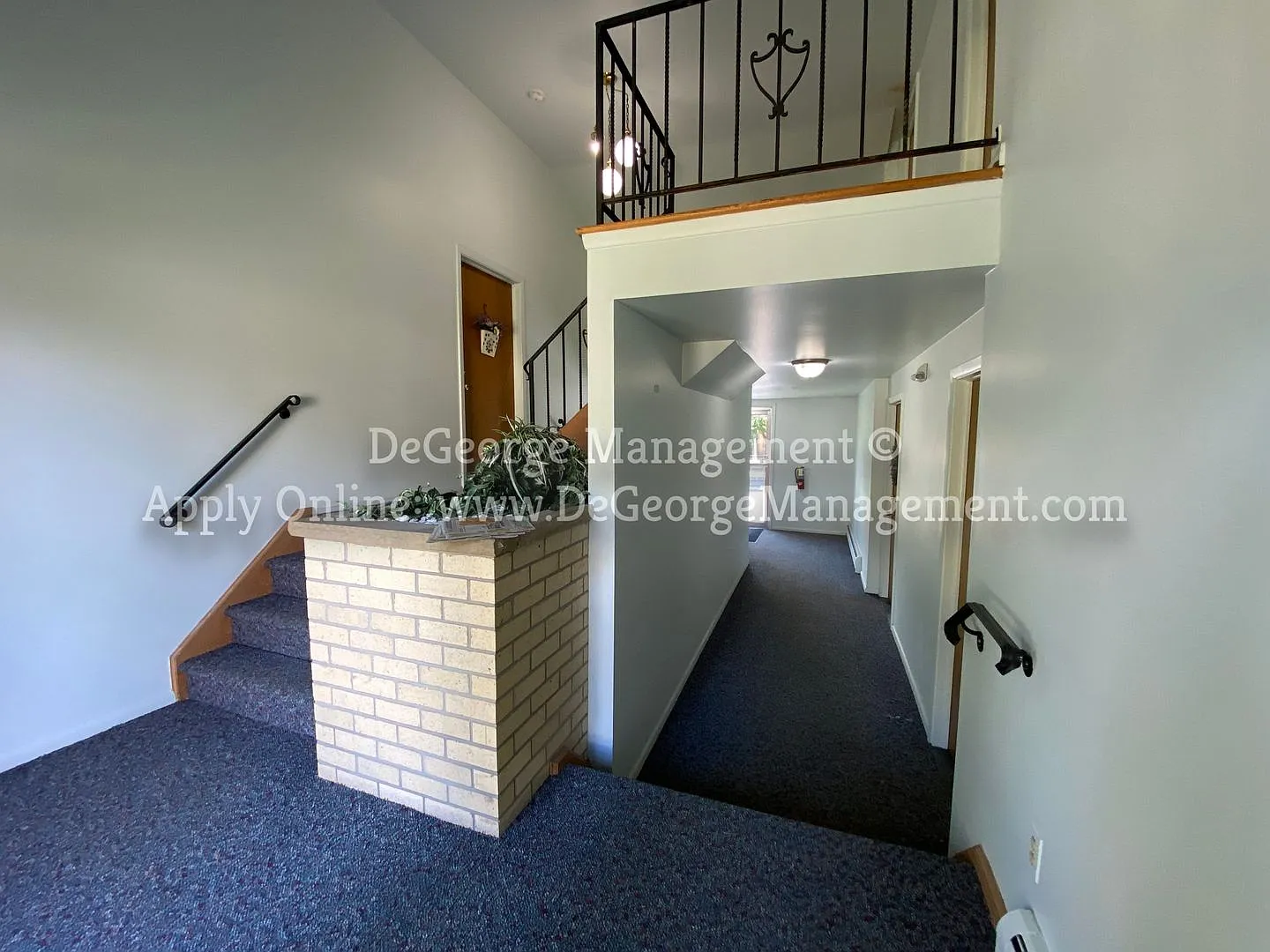 Titus Villa Apartments — Photo 3