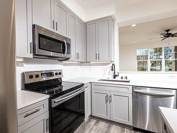 3rd image of 1740 Paseo Ct #1709