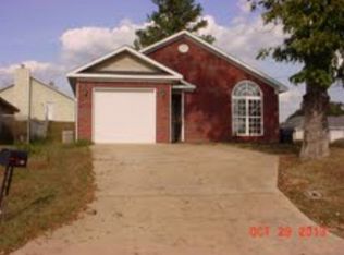 2202 Summerwind Dr, Phenix City, AL 36869