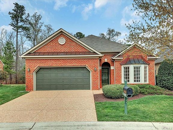 2nd image of 4911 Parkcrest Ct