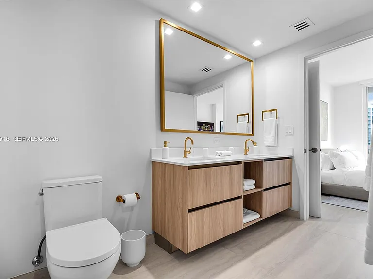 77 SE 5th St #1601 — Photo 22