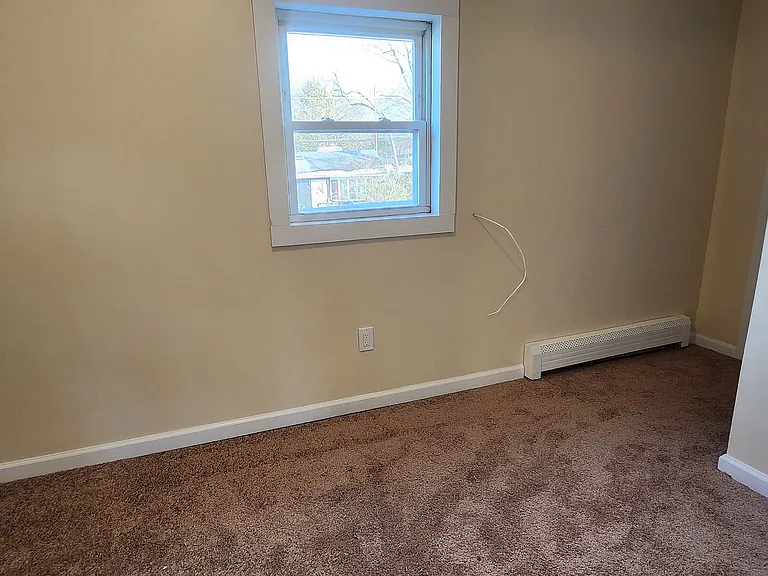 192 Cypress Dr — Photo 7