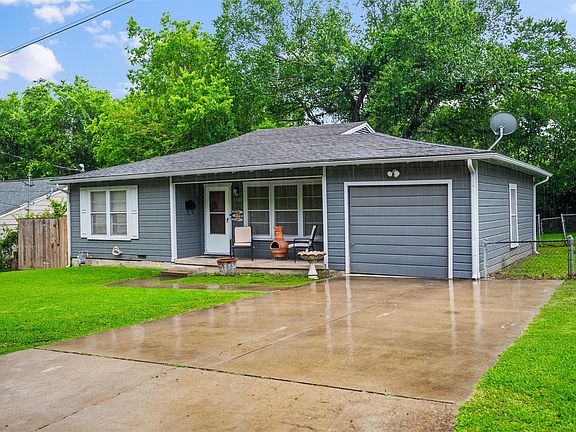 3rd image of 1307 N Gaines St