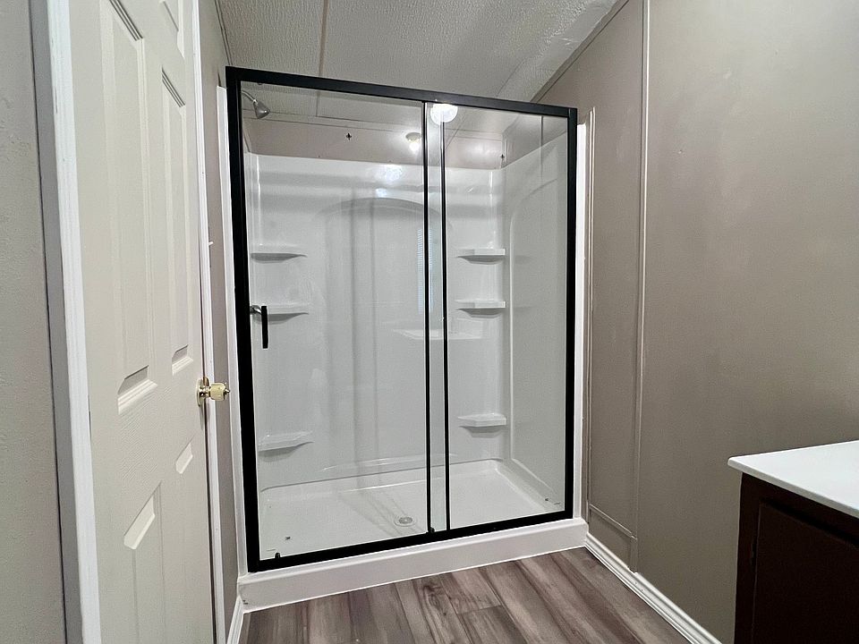 1st image of 410 N Franklin Ave