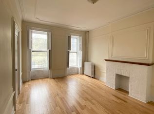41 7th Ave APT 2F, Brooklyn, NY 11217