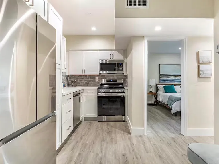 42 Phoenetia Ave #2 — Photo 1
