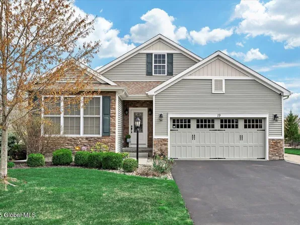 19 Mahogany Drive, Colonie, NY 12189