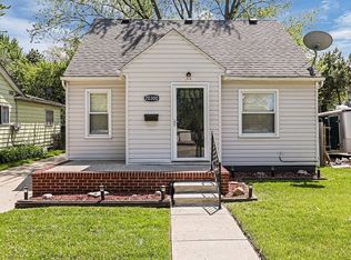 20300 E Eight Mile Rd, Harper Woods, MI 48225