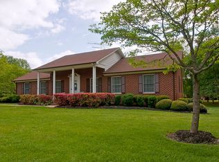 555 David Rd, Charlottesville, VA 22902