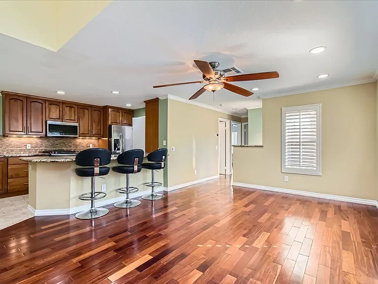 5020 Codorniz Way #17 — Photo 4