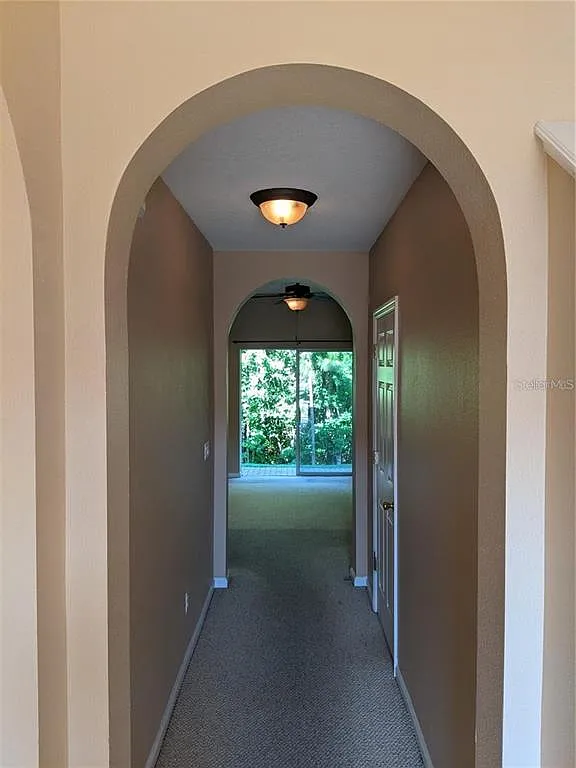 3 bed, 2.5 bath, 1390 sqft, $2,300 — Photo 4