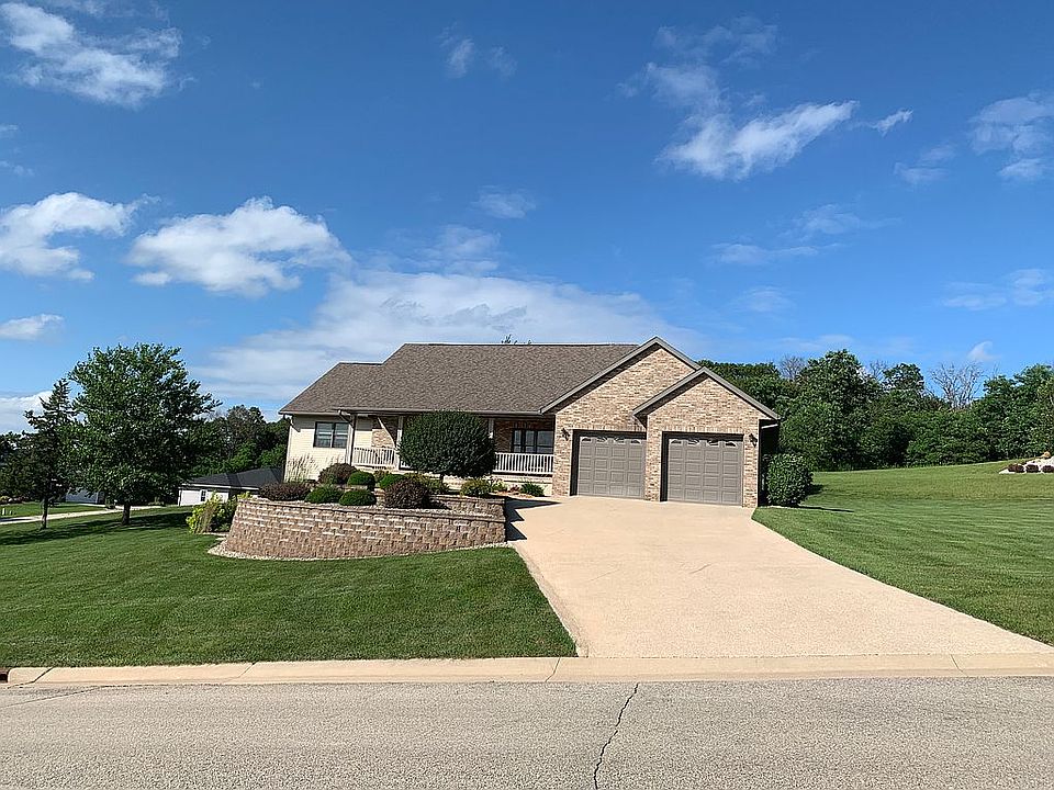 1682 Howdy Hills Road