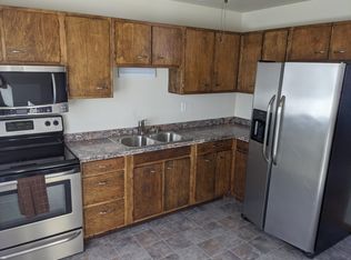 2142 Eastgate Dr, Sycamore, IL 60178