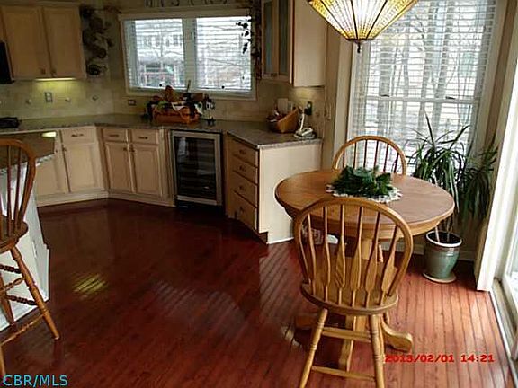 5th image of 9734 Fresno Ct
