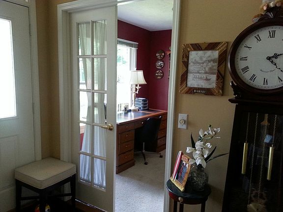 3rd image of 8410 Ashton Ct