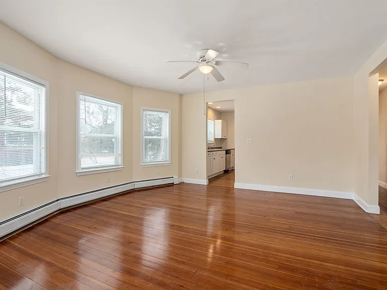 25-27 Lafayette St #1 — Photo 10