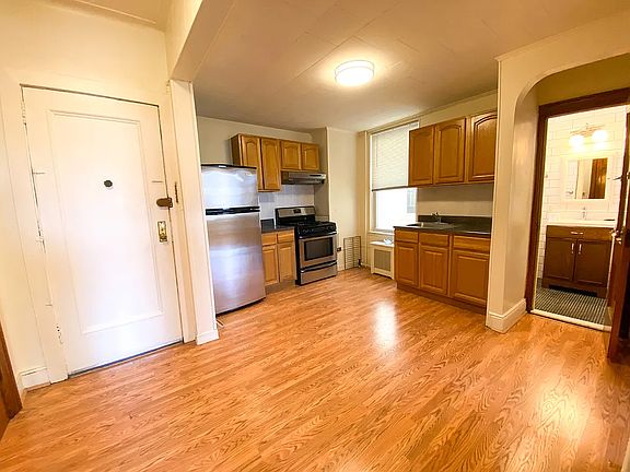 3rd image of 25-41 21st St #2F