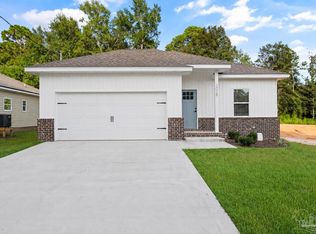 3028 N 11th Ave, Milton, FL 32583