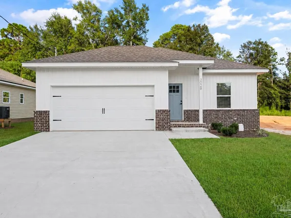 3028 N 11th Ave, Milton, FL 32583