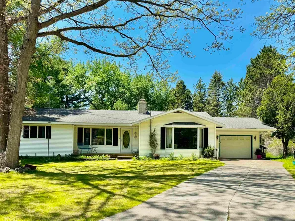 2881 Dean St, Harrison, MI 48625